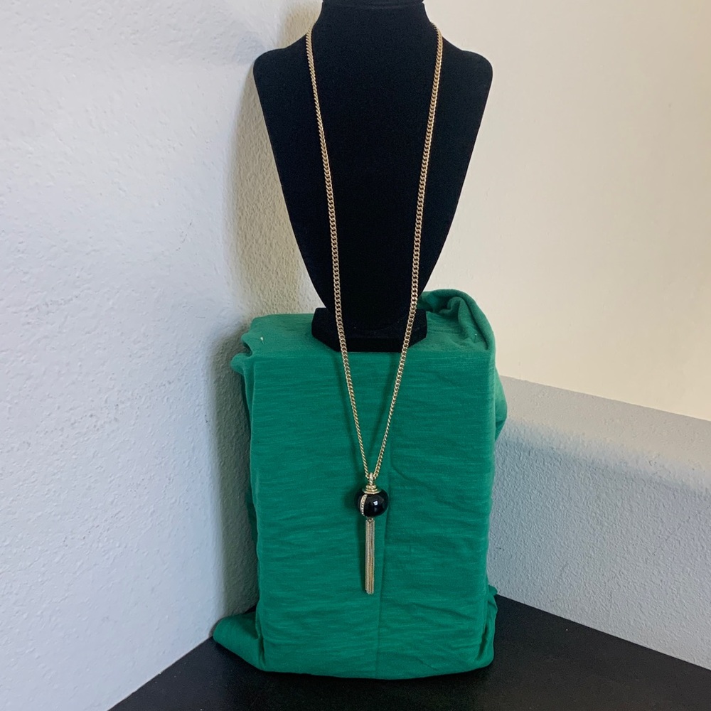 Elegant Gold and Black Pendant Statement Necklace.